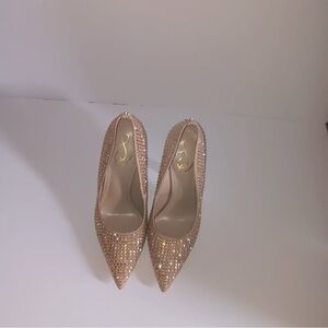 Embellished Nude Pointed-Toe Pumps